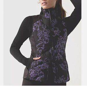 Athleta Women's Inlet Reflective Vest in Astral Bloom Black